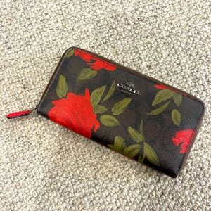 COACH ROSE EMBLEM ZIP WALLET